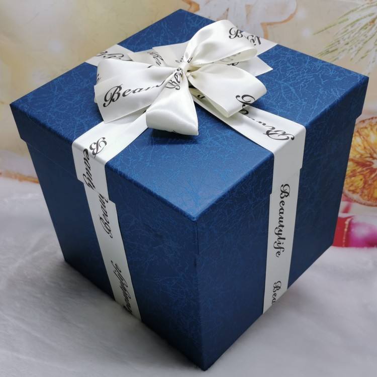 {六合彩}(自制礼物包装盒怎么做) {六合彩}(自制礼物包装盒怎么做)