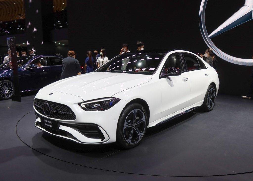 {賭波}(奔驰glc300l新车报价2022款图片) {賭波}(奔驰glc300l新车报价2022款图片)